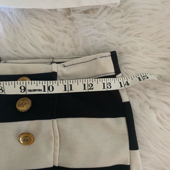 SEDUCTION Shorts - Picture 2 of 6